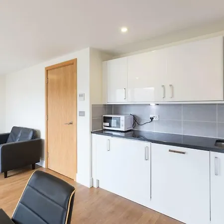 Modern 2 Bed 2 Bath Apartment Hyde Park London Exterior photo